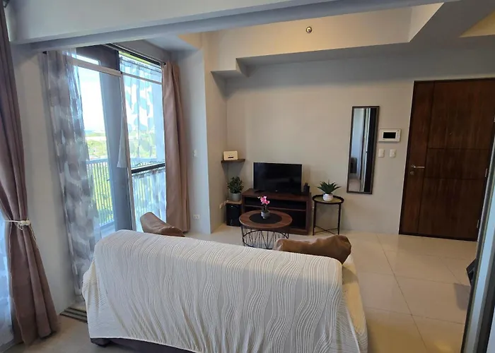 Modern Executive With Pool And Access Apartment *