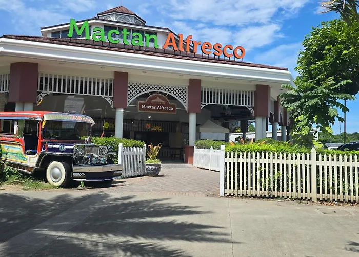 Modern Executive With Pool And Access Punta Engano (Mactan)